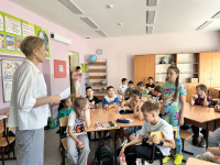Безопасные покупки со Смешариками: школьники Горно-Алтайска учатся безопасным покупкам